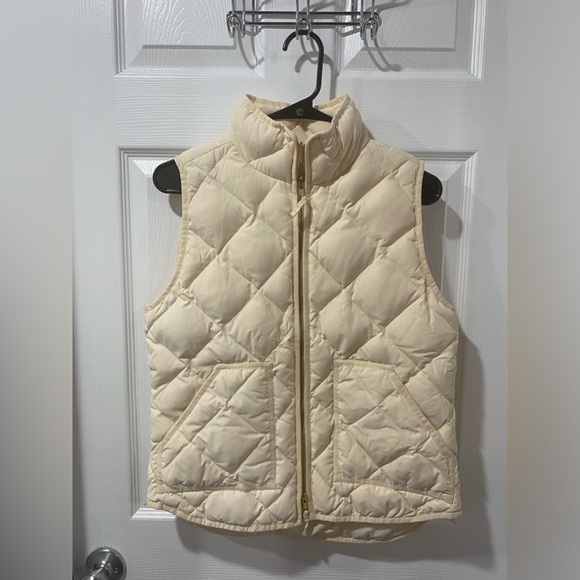 J Crew women’s down puffer vest, cream color., size S, good condition. - Picture 1 of 9